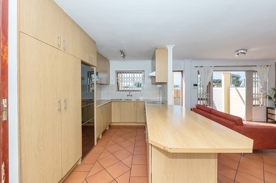 2 Bedroom Property for Sale in Southfield Western Cape